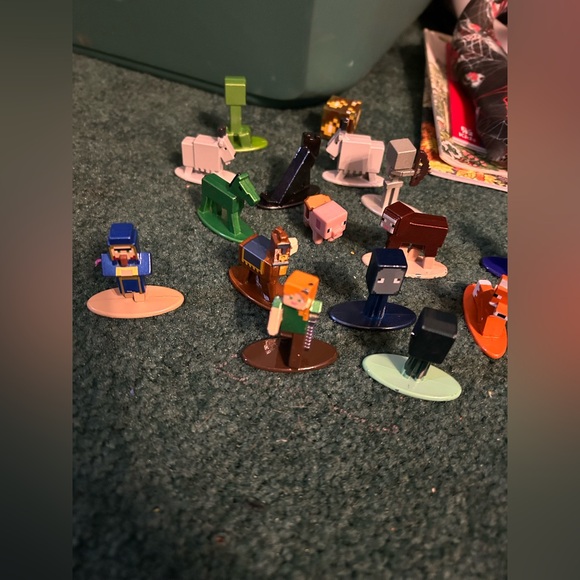 Toy Bundle - Picture 4 of 5